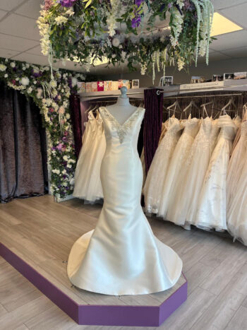 Ronald Joyce | Helen | Style 69260